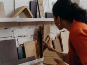 How to Choose the Right Wall Coverings Mrshomint